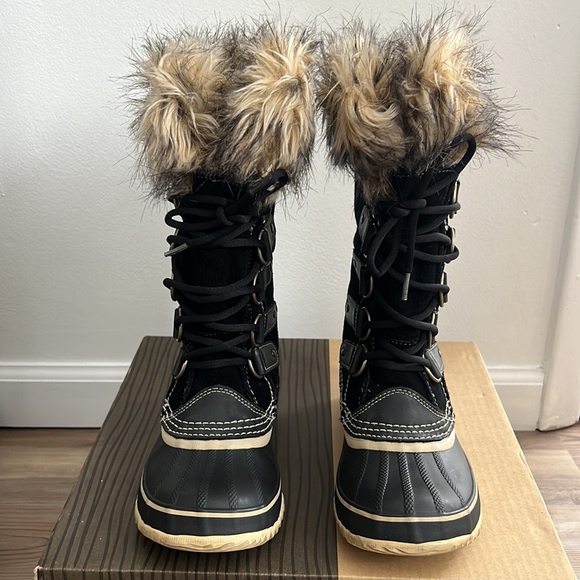 Sorel Joan of Arctic Black Winter Boots Faux Fur - Picture 6 of 13